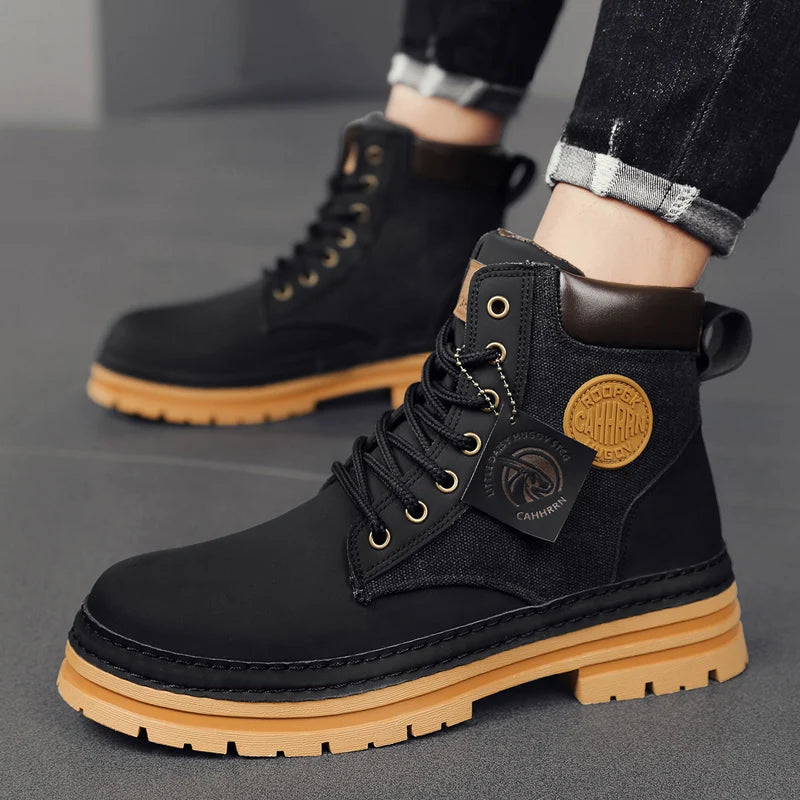 Men's boots with sleek design