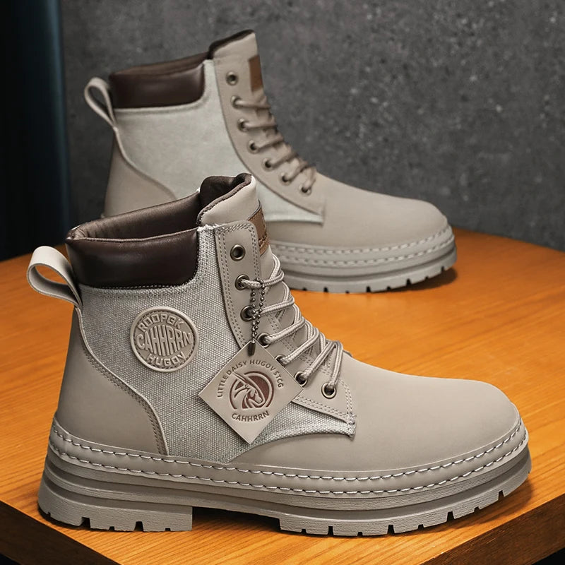 Men's boots with sleek design